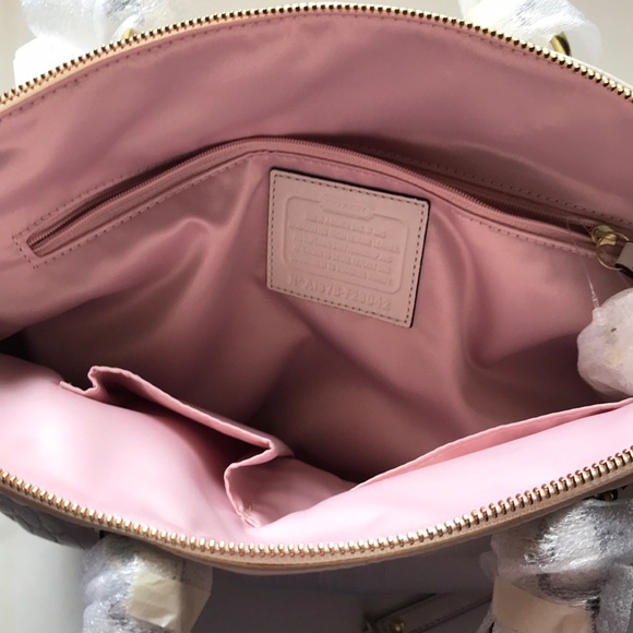 Coach Cream Embossed Leather Madison Lindsey Purse - Picture 4 of 5